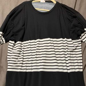 Lularoe long sleeve tshirt